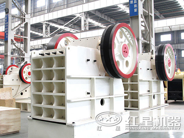 顎式破碎機生產(chǎn)車間
