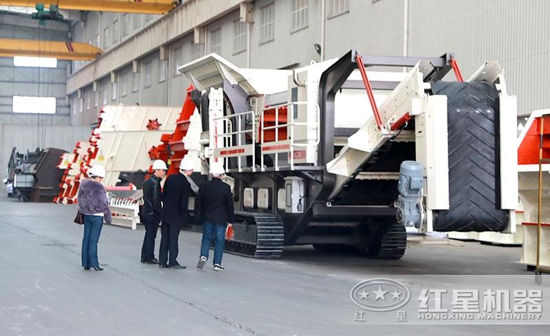 技術(shù)人員全程跟進(jìn)，為用戶詳細(xì)講解