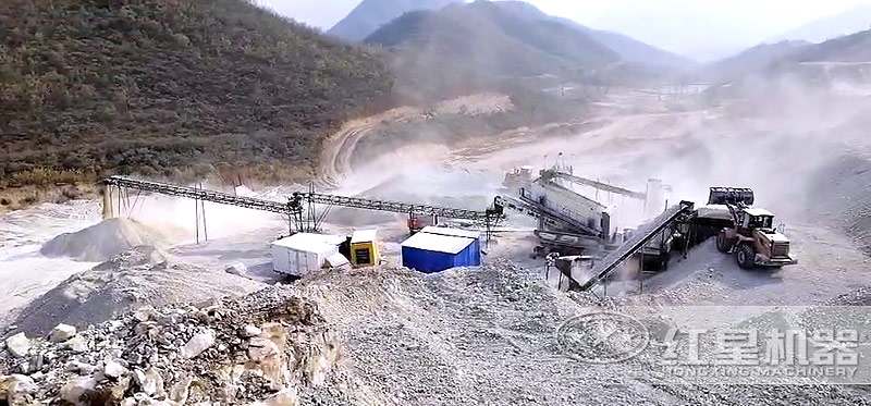 流動式石頭制砂機(jī)加工現(xiàn)場